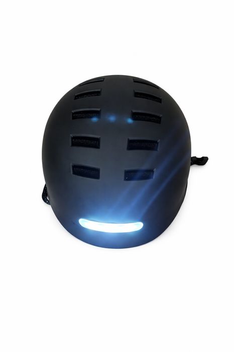 Вело каска Gudook с LED светлини – като нова