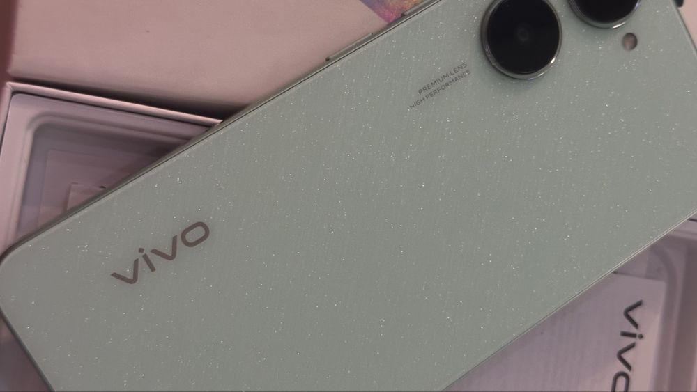 Продам новый Смартфон VIVO Y03