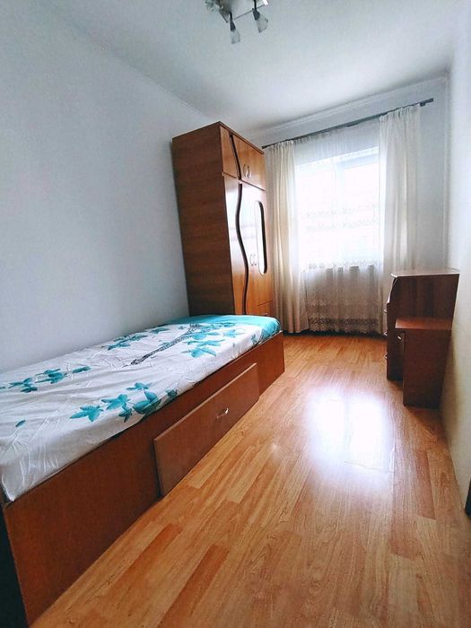 Apartament 3 camere de închiriat Ploiesti.