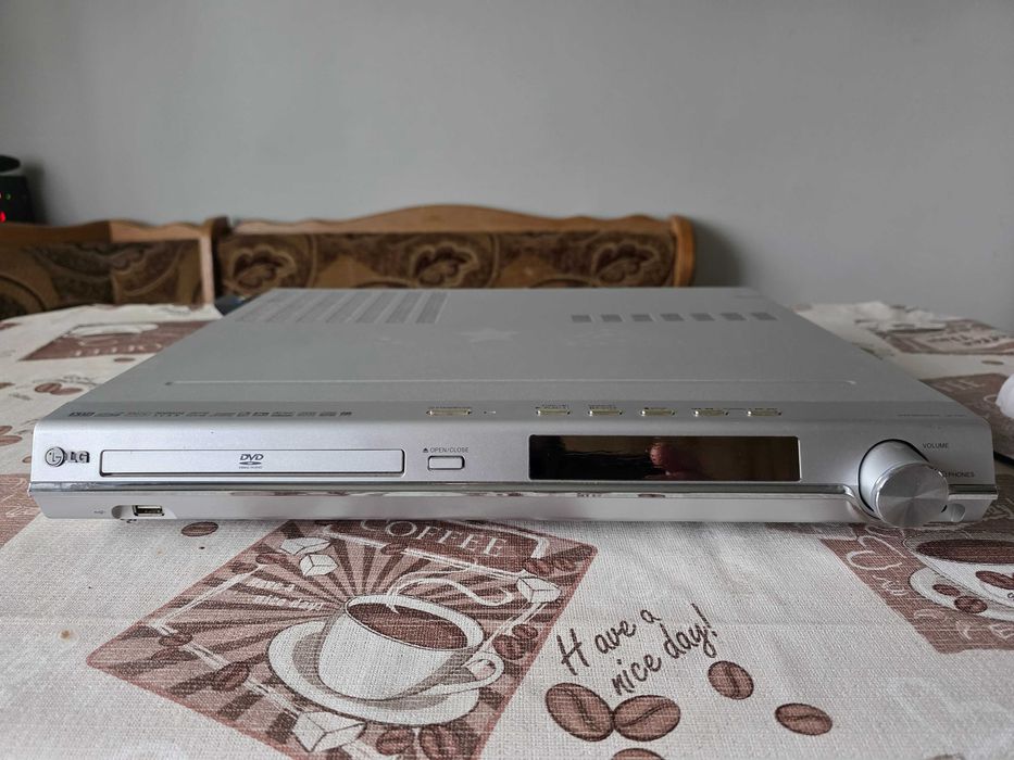 Sistem home teatre cinema LG 5+1