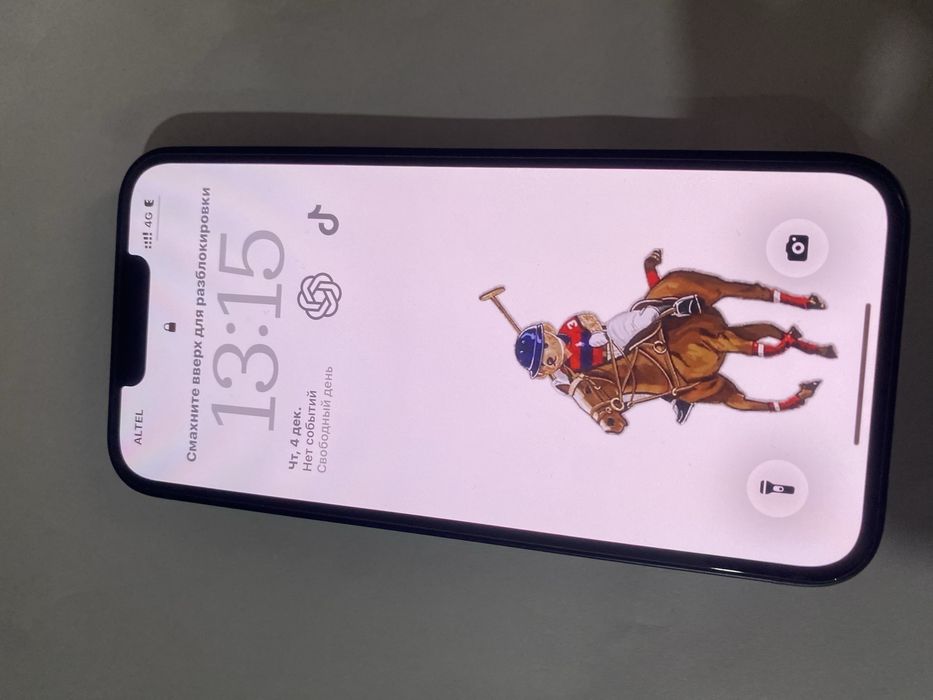 Айфон 13  темно синий