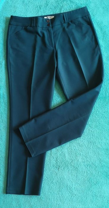 Брюки женские. Размер 42(48-50).