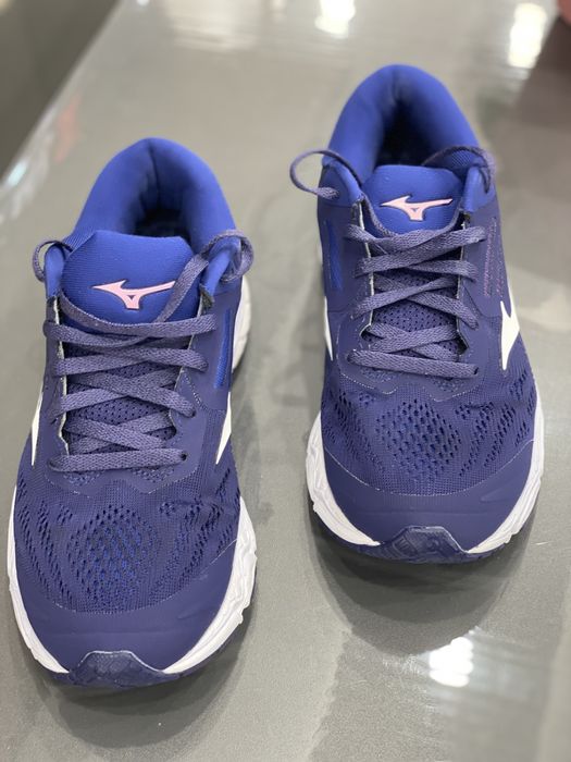 Маратонки Mizuno wave stream 2