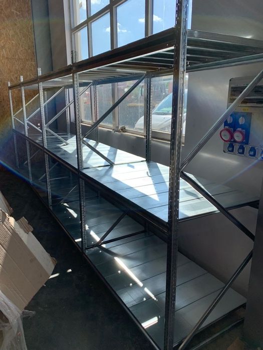 Rafturi metalice profesionale arhivă, birou, paleți, cantilever