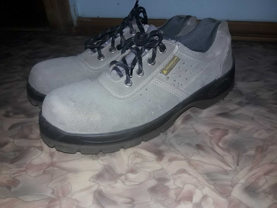 сапоги,,  кроссовки, ботинки рабочие