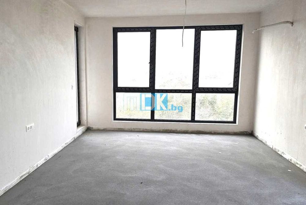 Продава се Двустаен апартамент в Пловдив, Остромила - 70 кв.м за 720 €/кв.м - Снимка #1