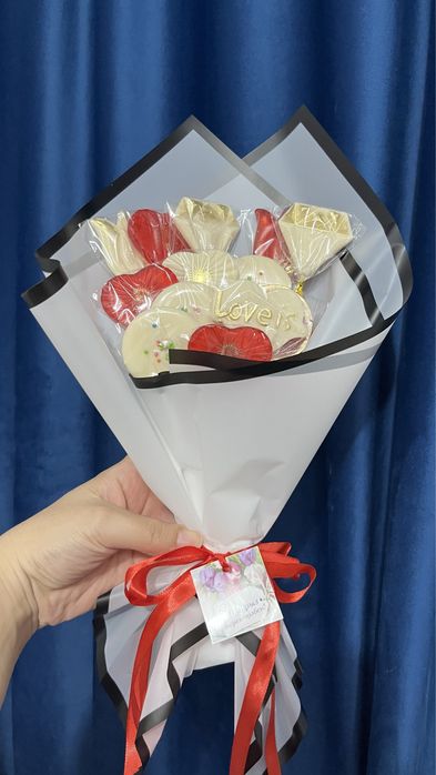 Букет из леденцов