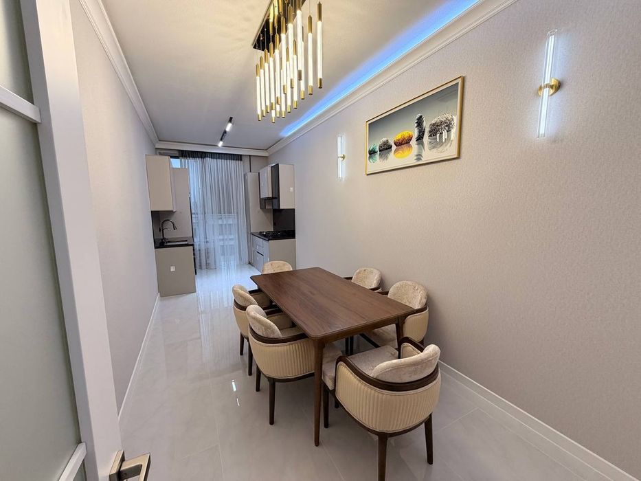 Новостройка 3х комнатная +холл  118 кв+10 кв