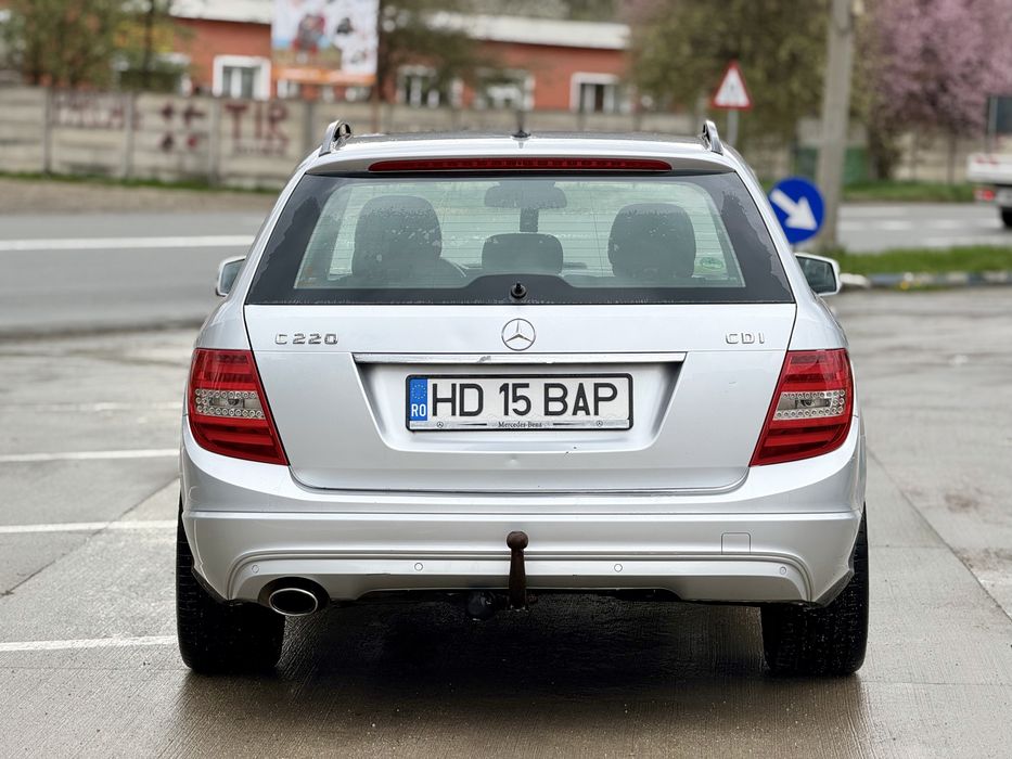 Mercedes Benz C220 Avangarde 2.2CDI 6+1 Manual