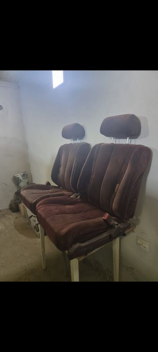 Продам сиденья с CHASER
