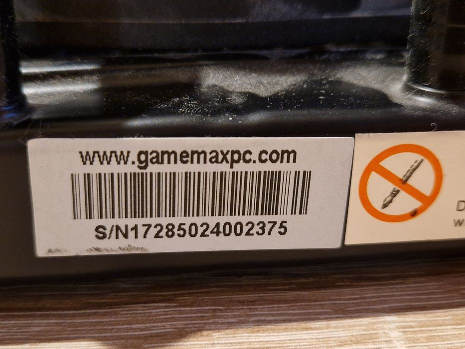 Defect/reparabil water cooler cpu gamemax