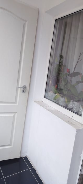 Persoană fizică vând garsoniera sau schimb cu apartament cu 2 camere