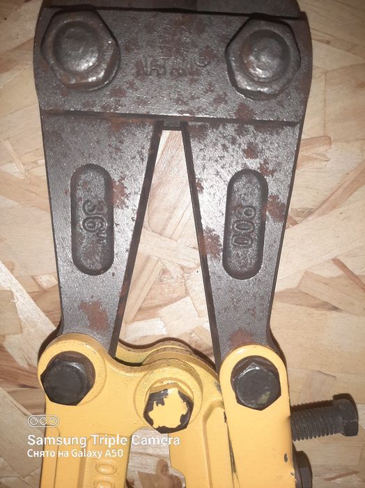 Болторезы новые  две штуки