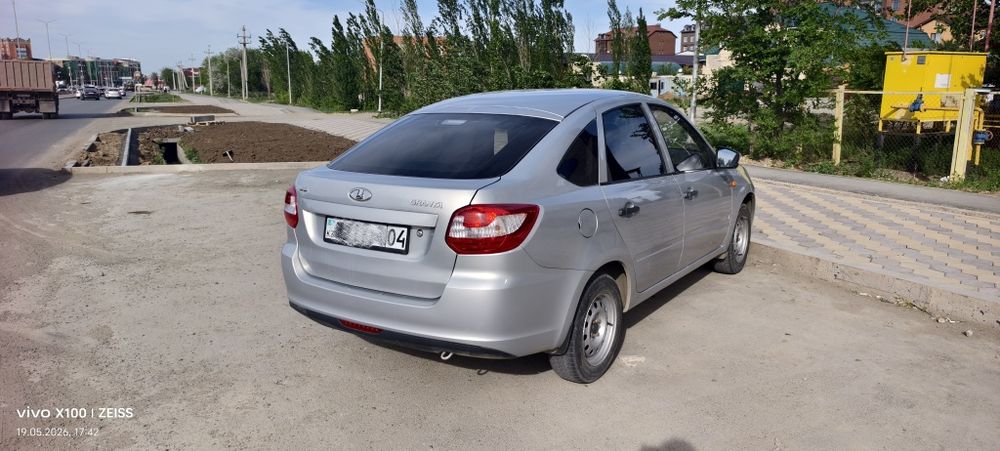 Продам гранта лифтбек