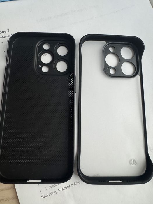 2 калъфа за Iphone 15 pro