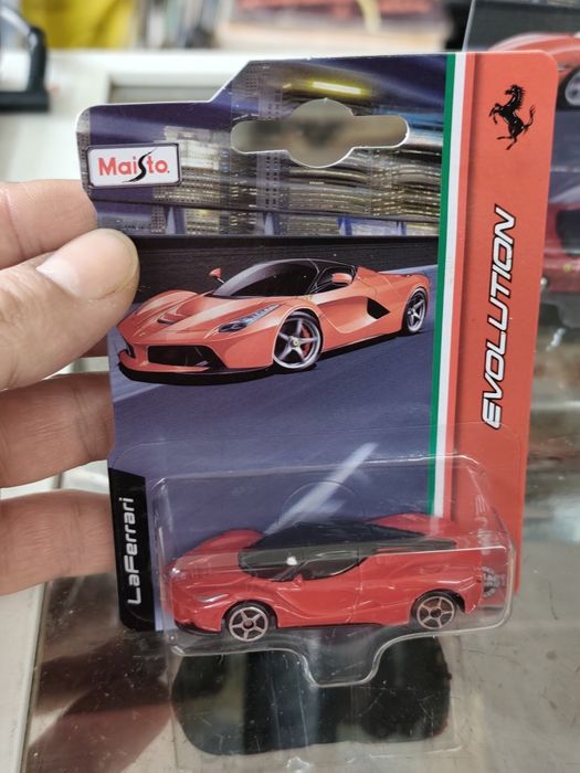 Колички Maisto evolution ferrari 48 броя