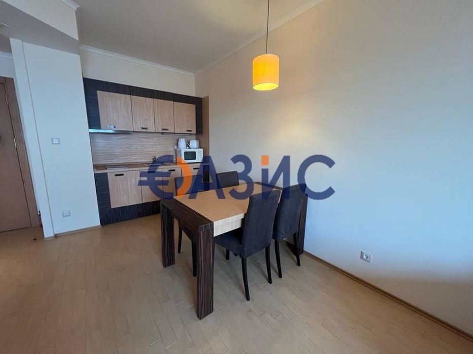 Продава се Двустаен апартамент в к.к. Слънчев бряг - 89 кв.м за 1051 €/кв.м - Снимка #7