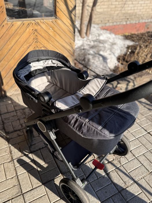 Детская коляска 2 в 1