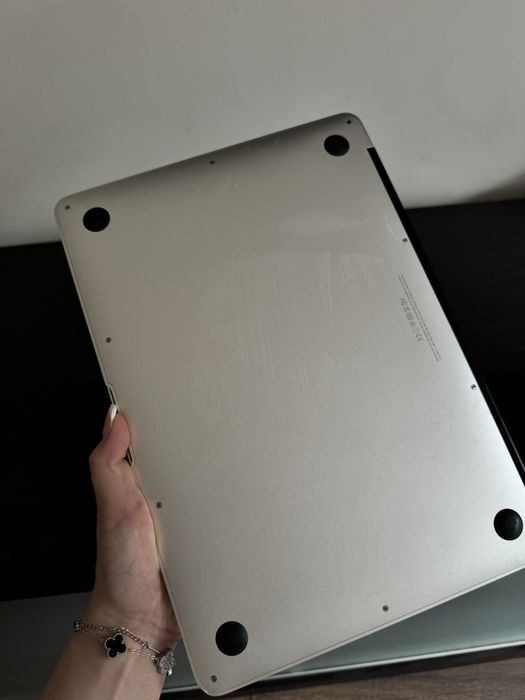 Apple macbook air 2015 год