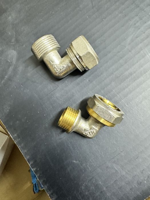 Коннектор / муфты / Угольники