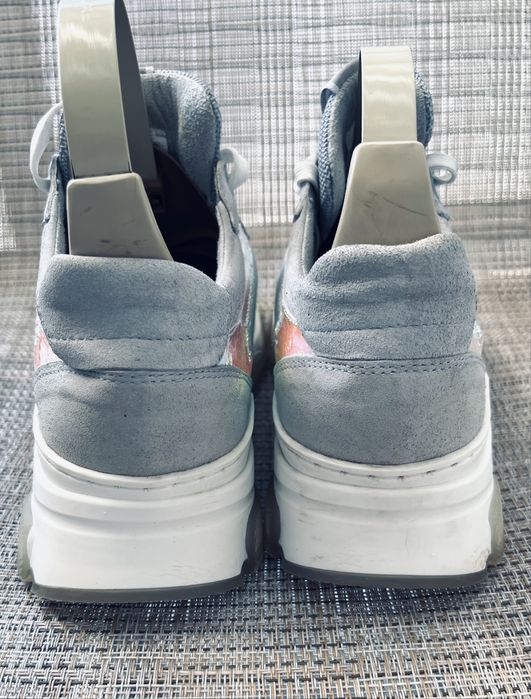 Дамски спортни обувки/маратонки Tamaris Германия