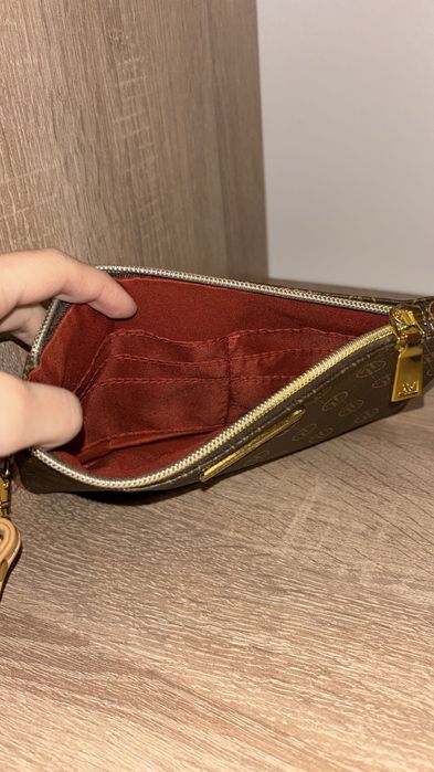 Geantă Adrienne Vittadini