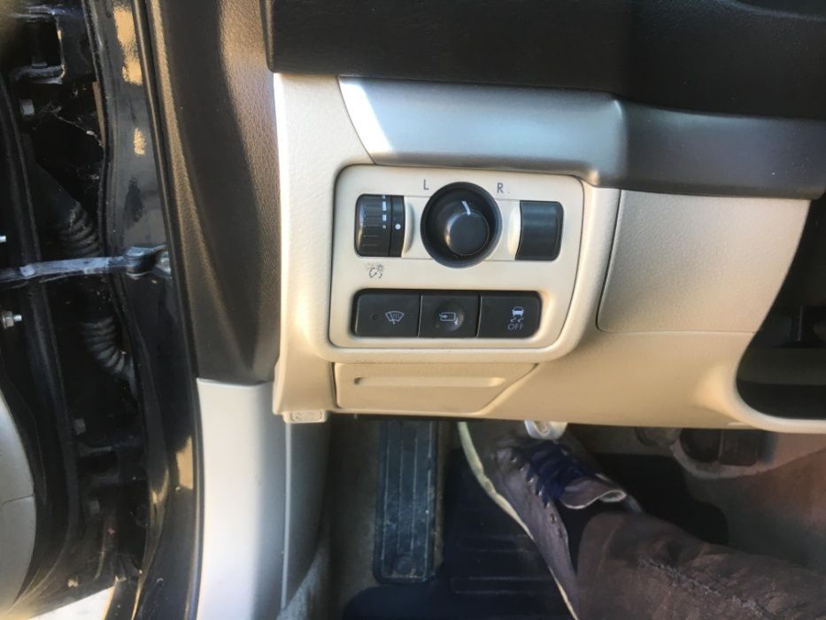 subaru outback 2.0d на части субару отлбак кожа