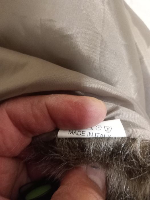 Кожена пухена яка