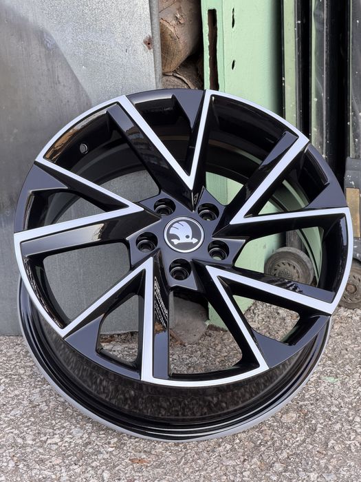 Джанти за Шкода Sckoda 17 “ цола 5х112 нови Octavia Superb Kodiak