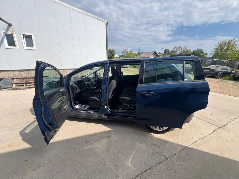 Ford grand c-max business edition