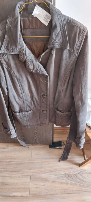 Geaca piele intoarsa