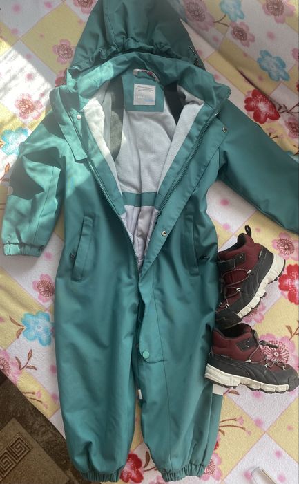 Комбинезон и обувь для мальчика весна