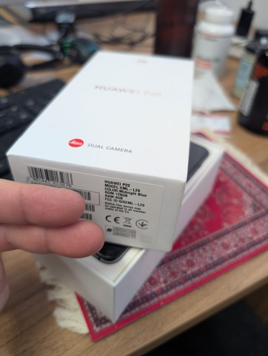 Huawei p20 128gb 4gb ram.