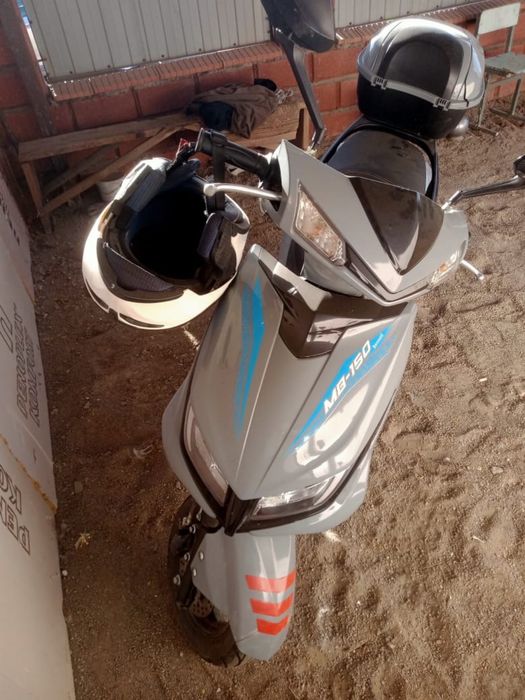 Продаю скутер MB-150