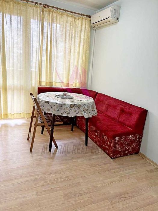 Дава се под наем Двустаен апартамент в Варна, Цветен квартал - 62 кв.м за 298.86 € - Снимка #1