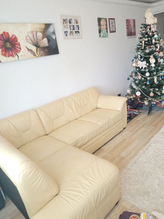 Vand colțar din piele naturala