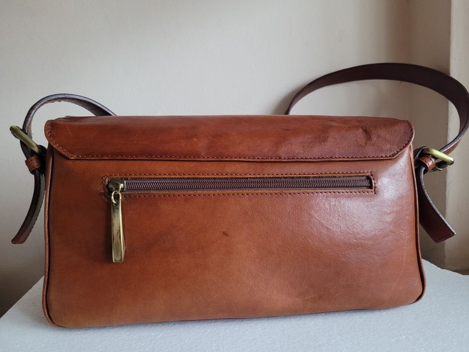 Geanta piele box