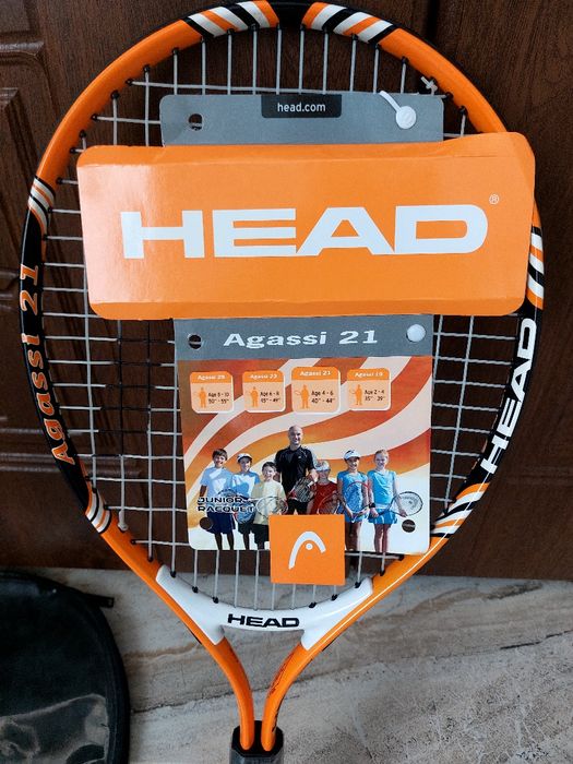 Vând  Rachetă de tenis HEAD nouă