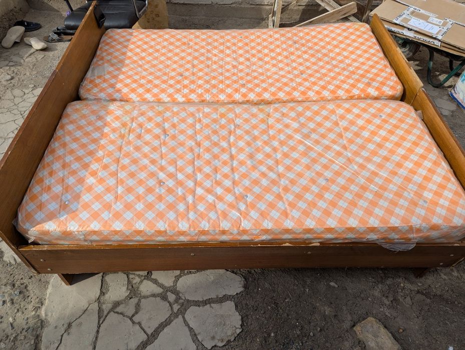 Двухспальная кровать (отдельная)