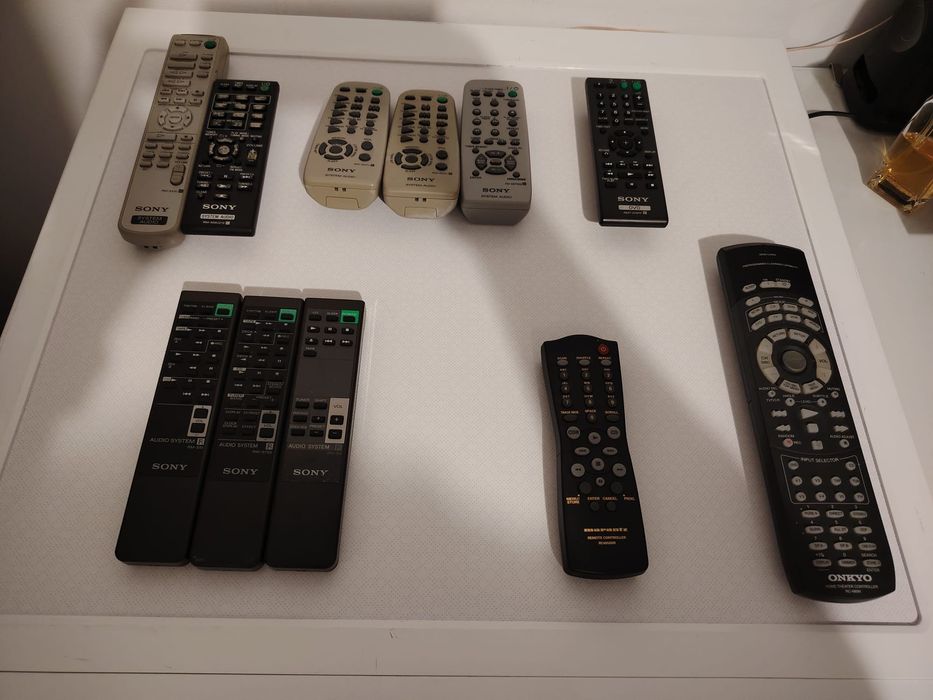 Telecomanda Sony, telecomenzi Akai