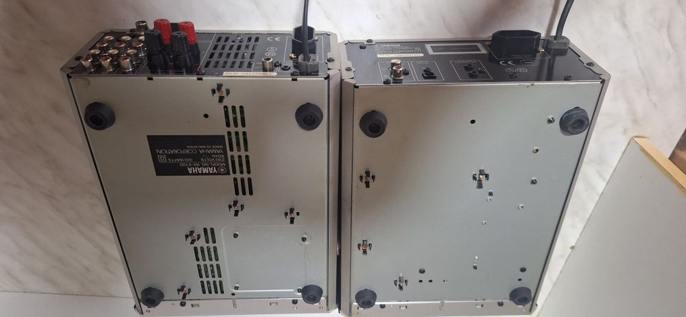 Ocazie 350 lei Amplituner + cdplayer Yamaha Rx E 100