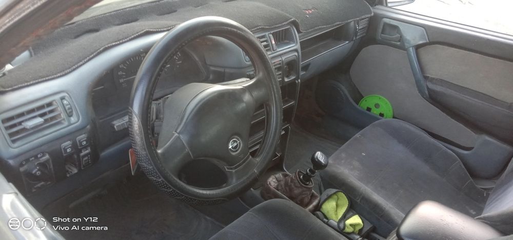 Опель вектра а Срочна