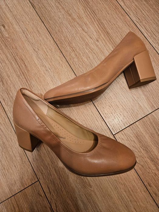 Обувки clarks, 37 и половина, умалени