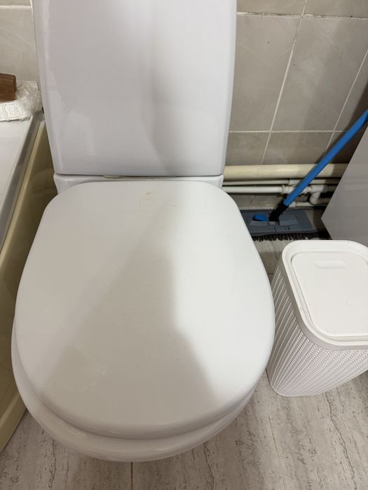 Продам унитаз без бочка