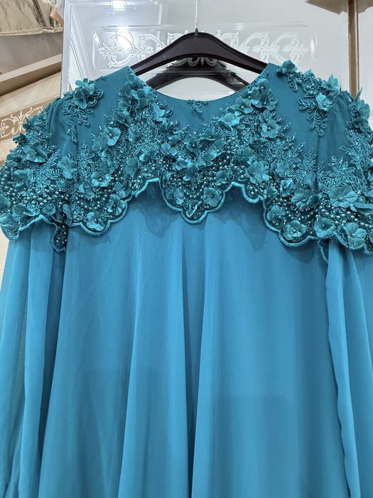 Платье вечернее нарядное