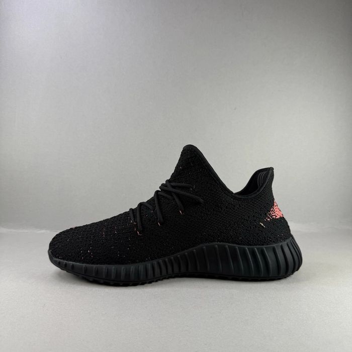Adidas Yeezy Boost 350 V2 "Core Black Red" - НОВА НАЛИЧНОСТ!