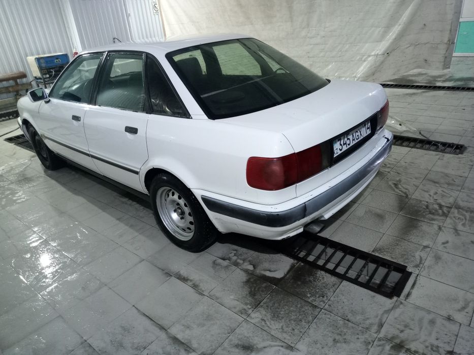 Продам Ауди 80 Б4