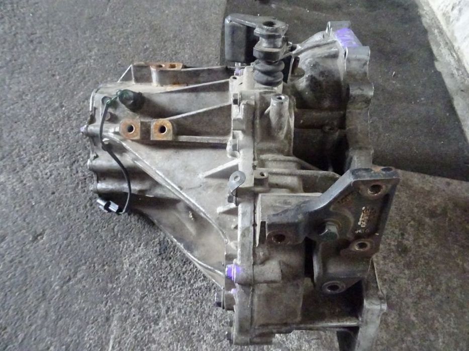 Cutie viteze cu 5 trepte Hyundai Santa Fe 2.0 CRDI 4x4 din 2004
