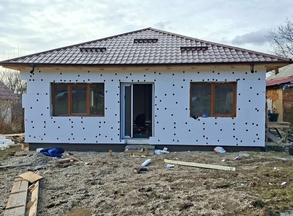 Vând case de locuințe din panouri sandwich