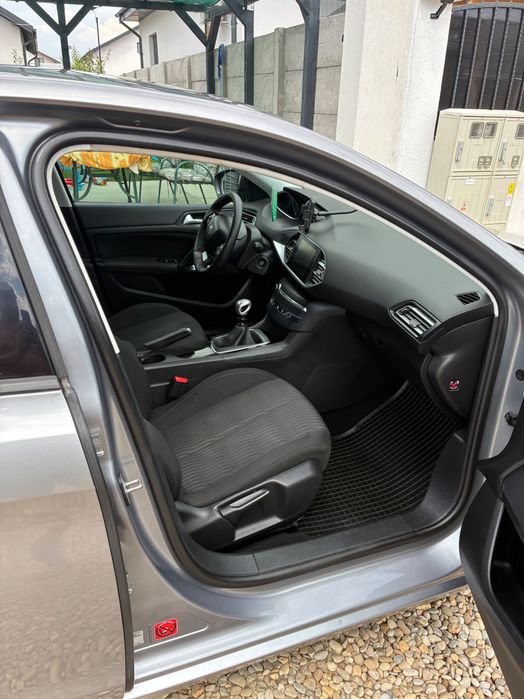 Peugeot 308 2015 1.6 BlueHDI 120CP Euro 6